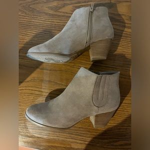 Women’s Boots - Size 8.5